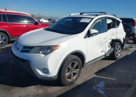 2015 Toyota Rav4 Xle from USA, damaged, VIN JTMWFREVXFD070821